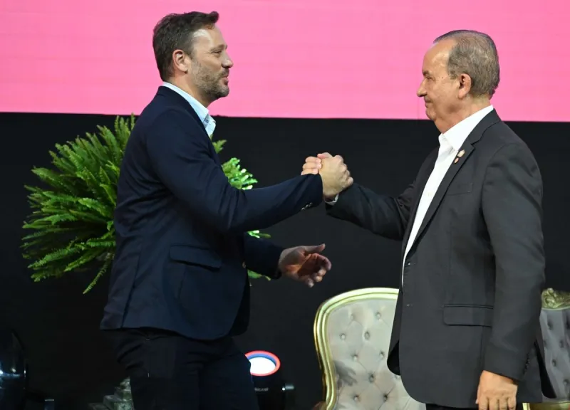 Cláudio Loetz: Governador Jorginho Mello anuncia Adriano Silva como pré-candidato a vice-governador de Santa Catarina